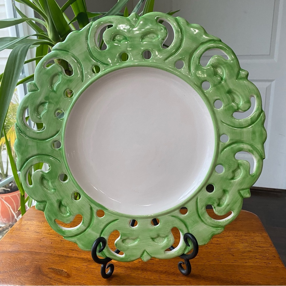 Vestal Alcobaca Hand Painted Artisan Green Decorative Plate Portugal